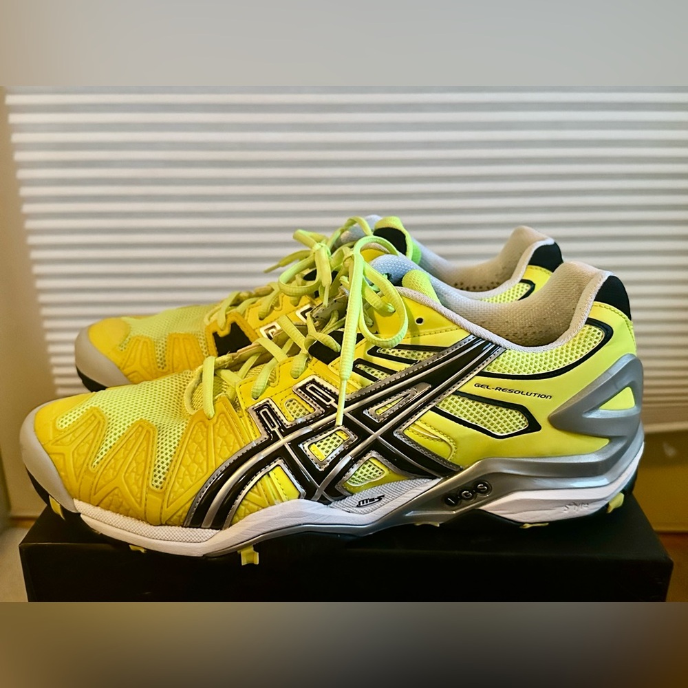 ASICS men’s Gel-Resolution Tennis Shoe - Vibrant Neon Yellow and Black Accents - Picture 3 of 9